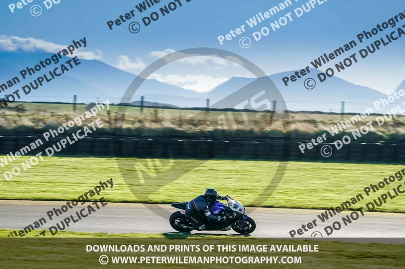 anglesey no limits trackday;anglesey photographs;anglesey trackday photographs;enduro digital images;event digital images;eventdigitalimages;no limits trackdays;peter wileman photography;racing digital images;trac mon;trackday digital images;trackday photos;ty croes